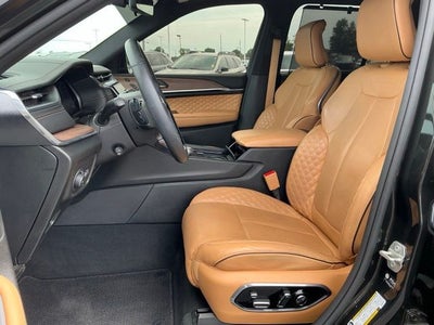 2023 Jeep Grand Cherokee Summit