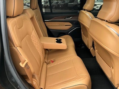 2023 Jeep Grand Cherokee Summit