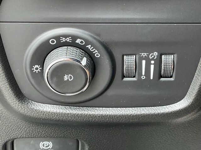 2023 Jeep Grand Cherokee Summit