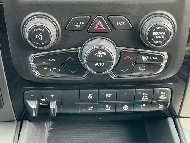 2016 RAM 1500 Sport