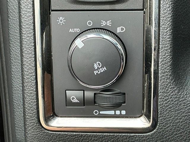 2016 RAM 1500 Sport