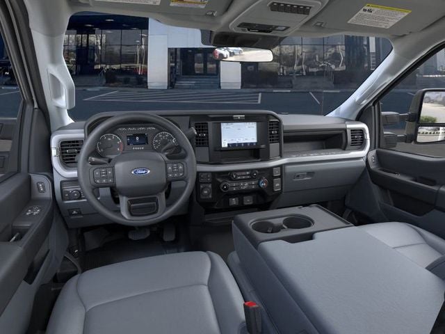 2025 Ford F-600SD XL