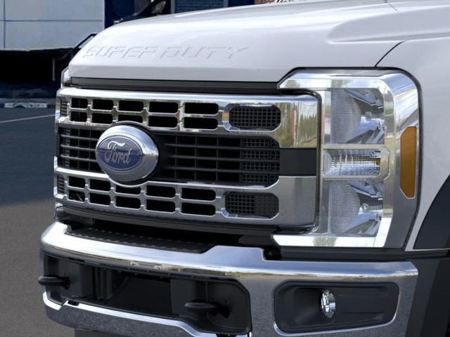 2025 Ford F-600SD XL