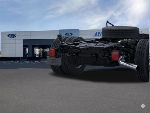 2025 Ford F-600SD XL