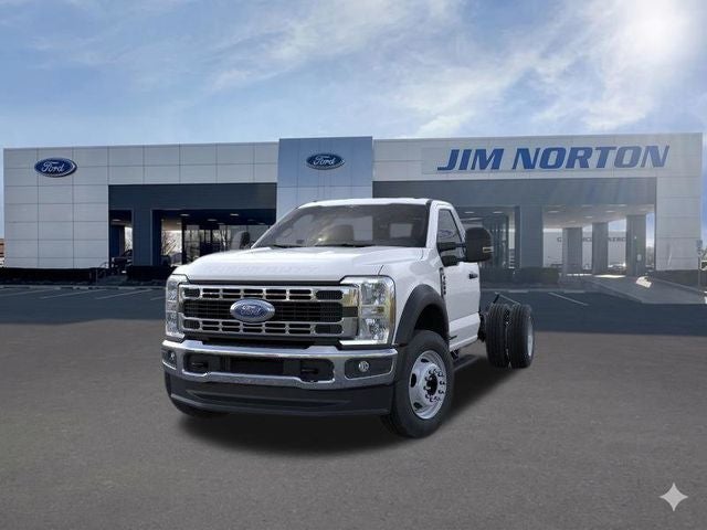 2025 Ford F-600SD XL