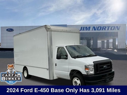 2024 Ford E-450SD Base DRW