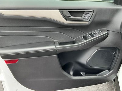 2022 Ford Escape Hybrid SE
