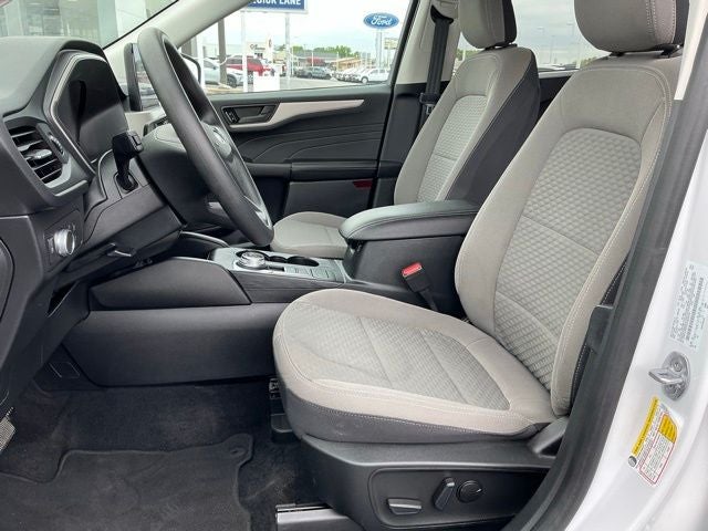 2022 Ford Escape Hybrid SE