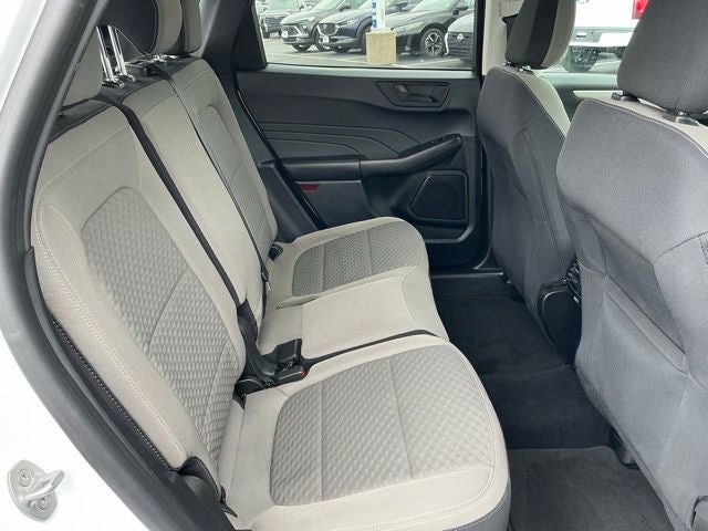 2022 Ford Escape Hybrid SE