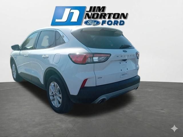 2022 Ford Escape Hybrid SE