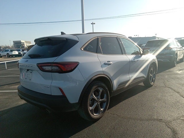 2025 Ford Escape ST-Line Select