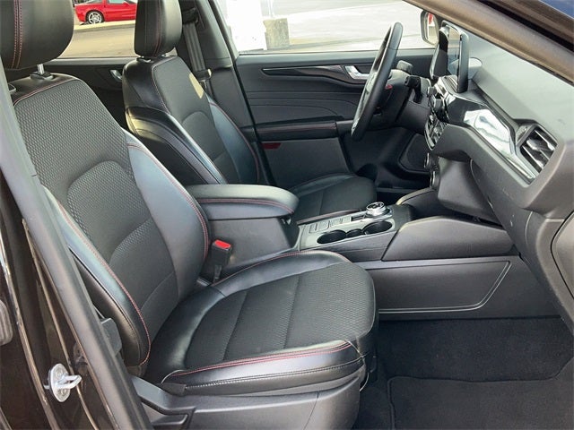 2025 Ford Escape ST-Line Select