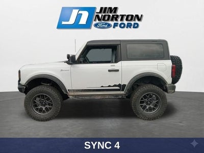 2022 Ford Bronco Base w/ Winch, Wheels, & Tires