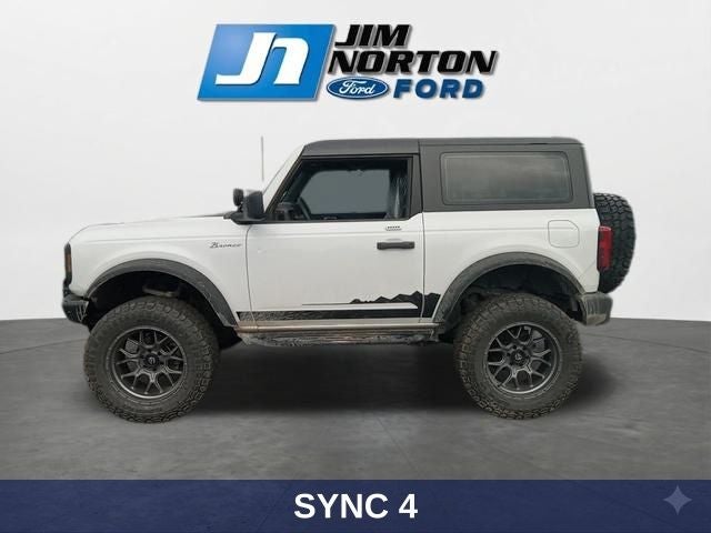 2022 Ford Bronco Base w/ Winch, Wheels, & Tires