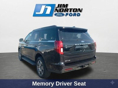 2025 Ford Expedition Active