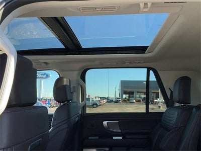 2025 Ford Expedition Platinum