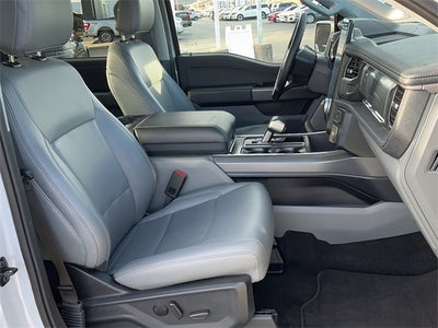 2025 Ford F-150 Lightning Flash