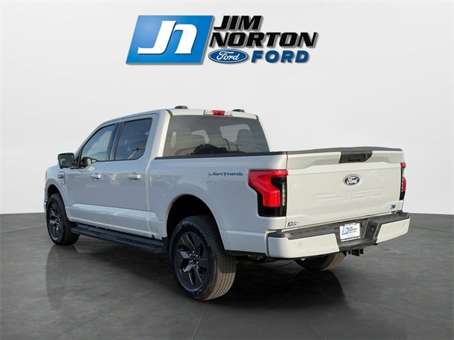 2025 Ford F-150 Lightning Flash