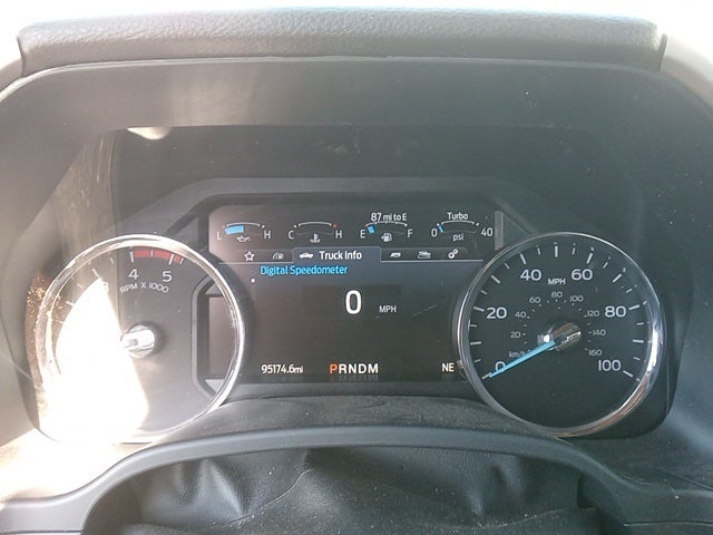 2022 Ford F-350SD Lariat