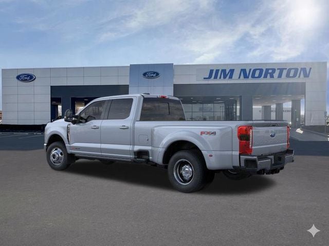 2026 Ford F-350SD Lariat DRW
