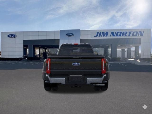 2026 Ford F-350SD Lariat DRW