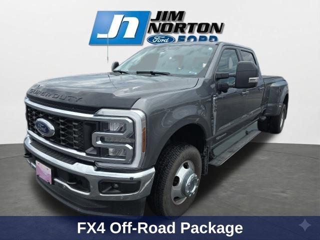 2025 Ford F-350SD Lariat DRW
