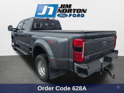 2025 Ford F-350SD Lariat DRW