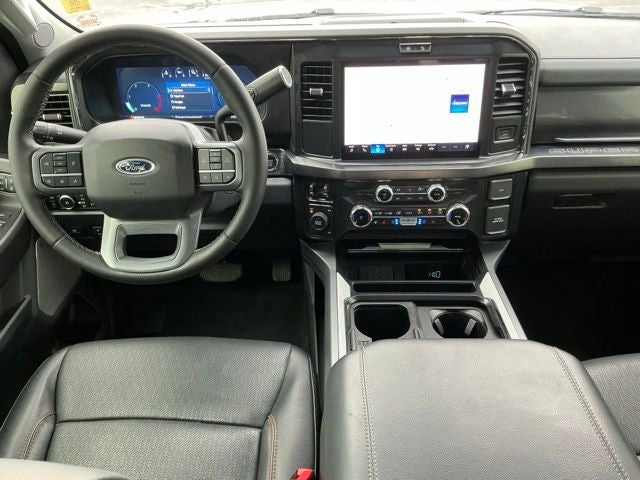 2025 Ford F-350SD Lariat