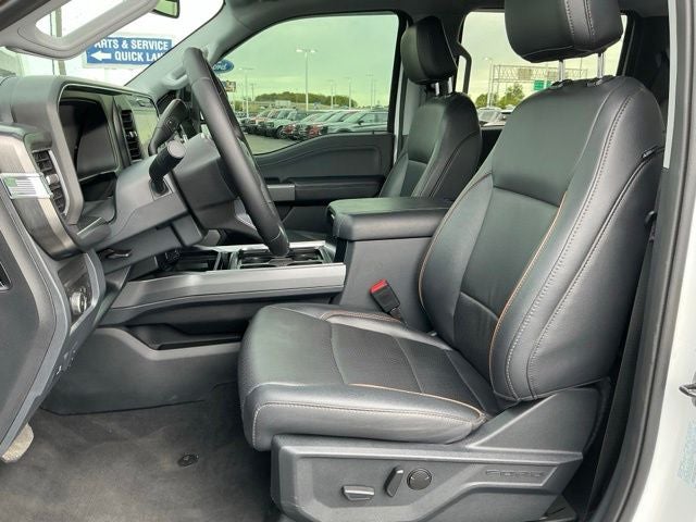 2025 Ford F-350SD Lariat