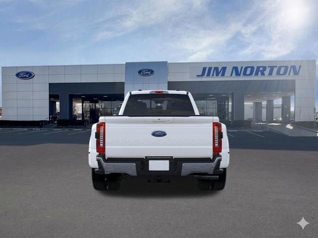 2026 Ford F-450SD Lariat DRW