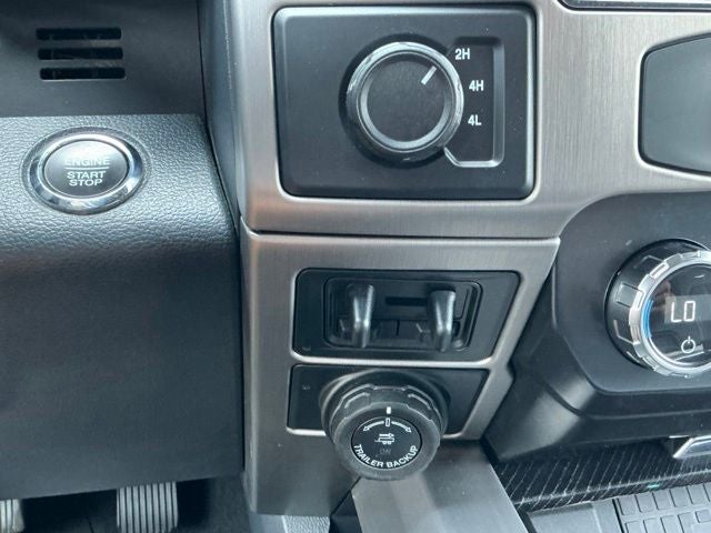 2022 Ford F-450SD Platinum