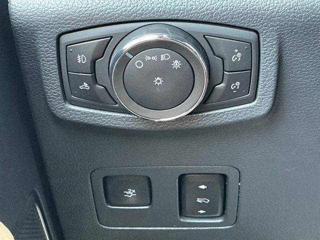 2022 Ford F-450SD Platinum