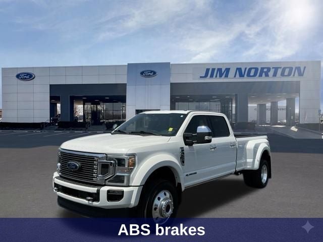 2022 Ford F-450SD Platinum