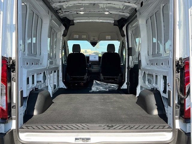 2027 Ford Transit-250 Base