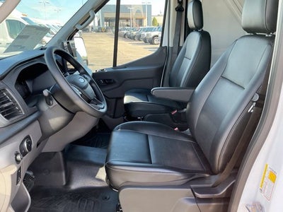 2027 Ford Transit-250 Base