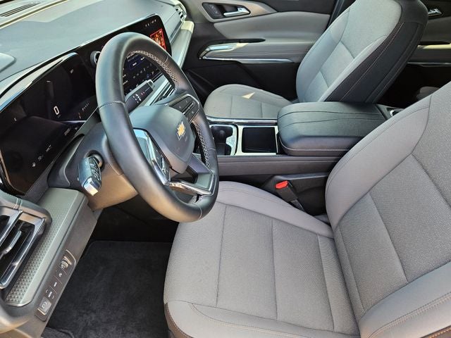 2025 Chevrolet Traverse LT 2LT