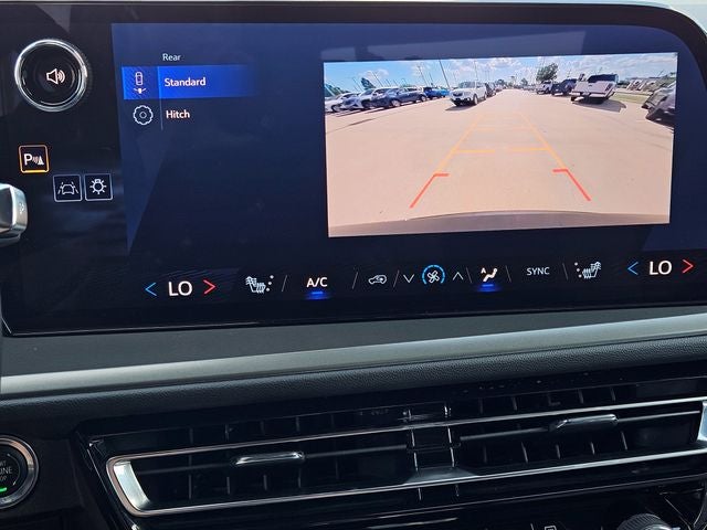 2025 Chevrolet Traverse LT 2LT