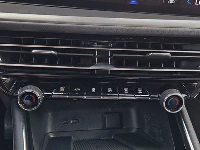 2025 Chevrolet Traverse LT 2LT