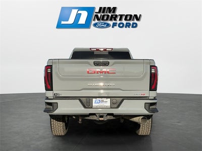 2025 GMC Sierra 2500HD AT4