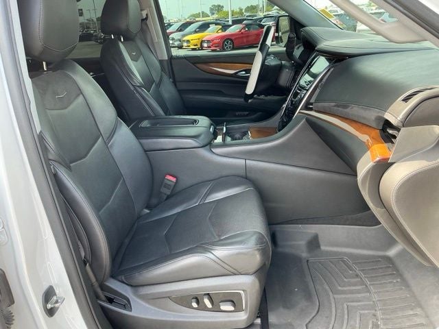 2017 Cadillac Escalade Base
