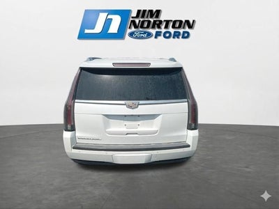 2017 Cadillac Escalade Base