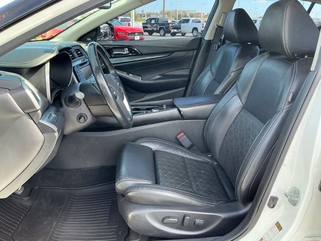 2021 Nissan Maxima Platinum