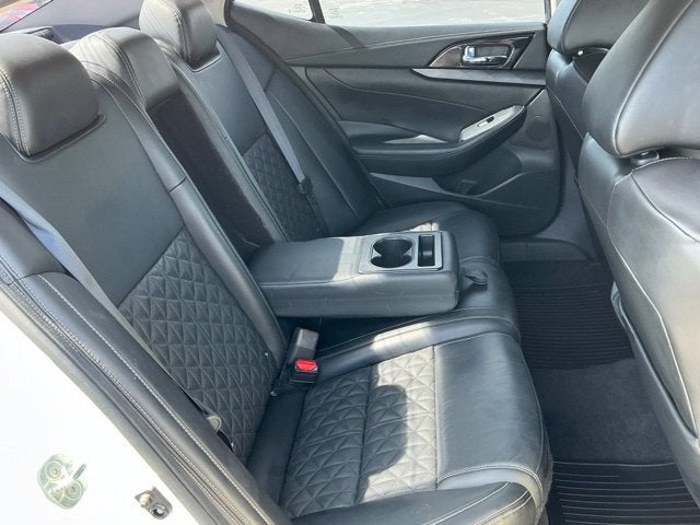 2021 Nissan Maxima Platinum