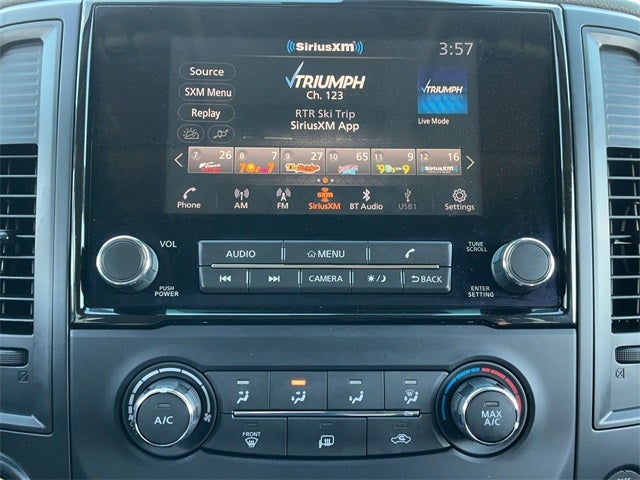 2023 Nissan Titan SV