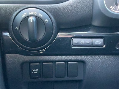 2023 Nissan Titan SV