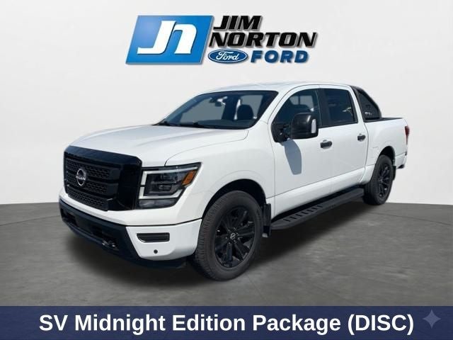 2024 Nissan Titan SV