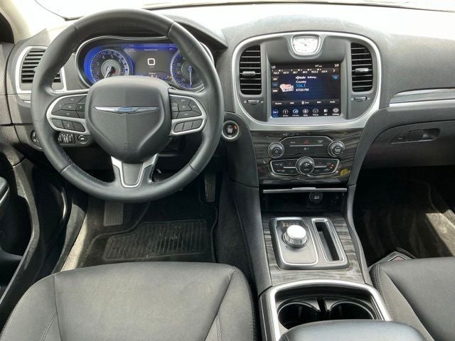 2018 Chrysler 300 Touring