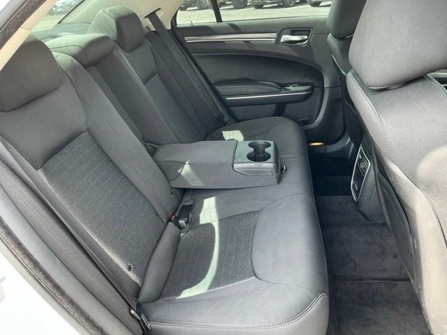 2018 Chrysler 300 Touring