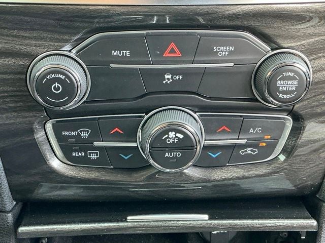 2018 Chrysler 300 Touring