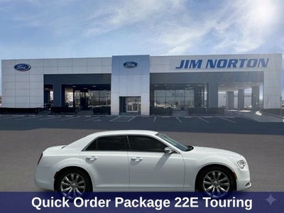 2018 Chrysler 300 Touring